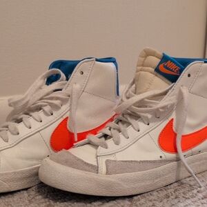 Nike White and Orange High-Tops with Blue Lining